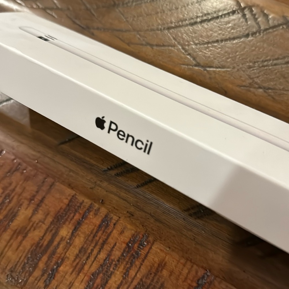 Apple Pencil for with magnetic Apple Pencil connector.